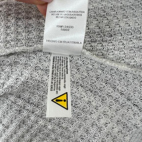 SUNDAY IN BROOKLYN Gray Waffle Knit V-Neck Button Front Pullover Sweater Size M - Picture 11 of 11